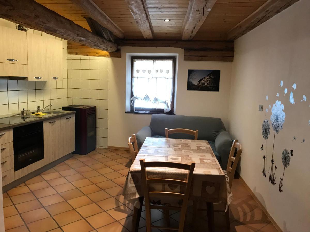 Casa Streberi Apartment Castelfondo Ngoại thất bức ảnh